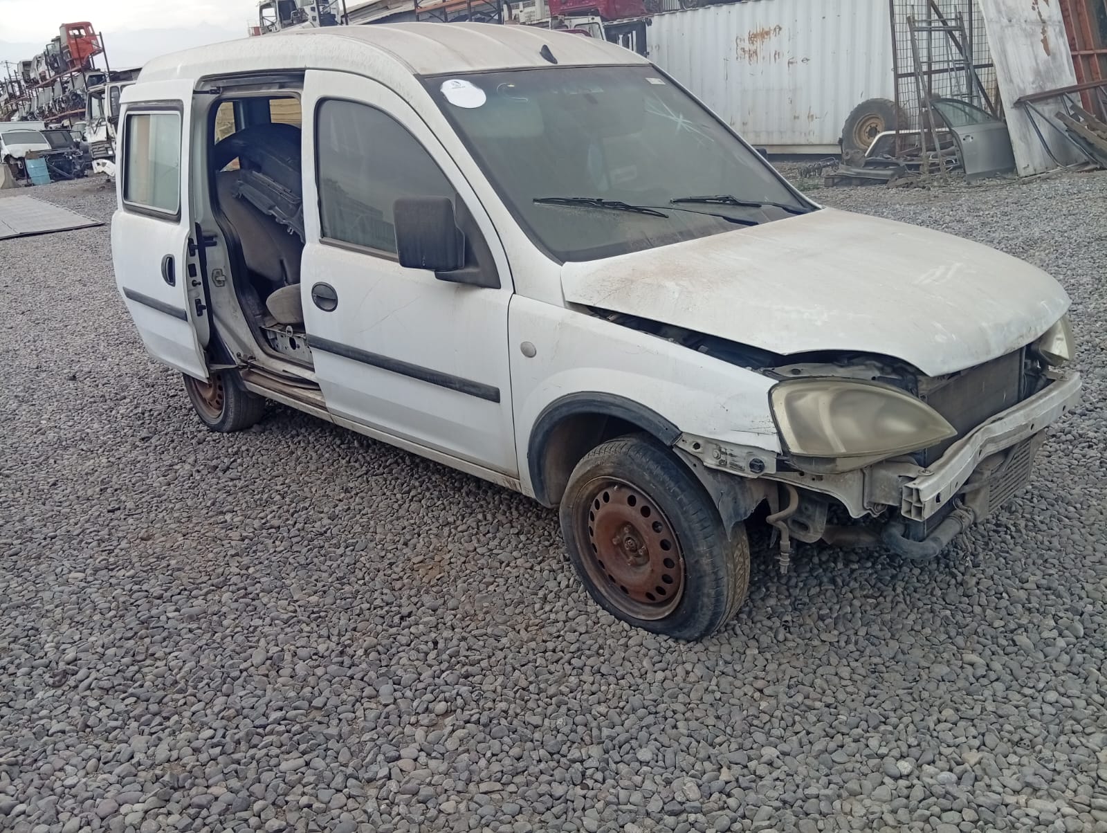  Chevrolet COMBO VAN 2007    EN DESARME